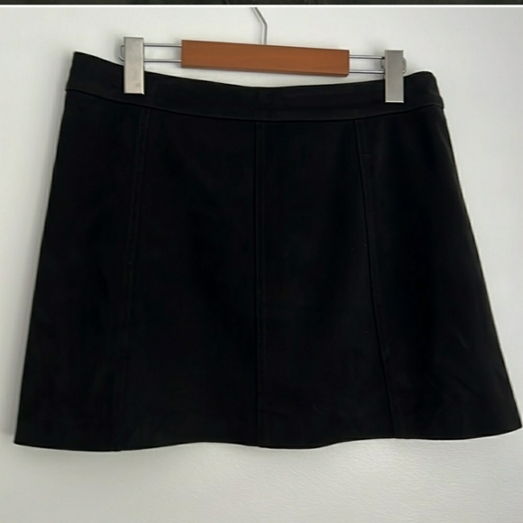 Zara button front suede mini skirt-XS - Picture 3 of 4